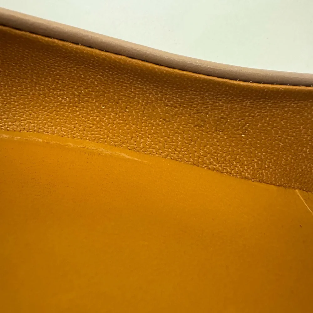 Gucci Nappa Charlotte Leather Pump in Winter Rose - Picture 8 of 12